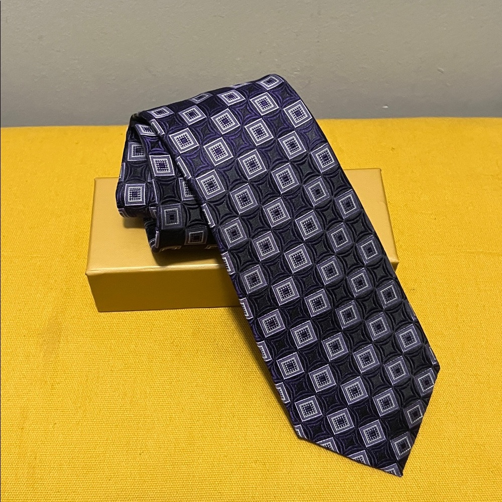 Designer Vintage Alfred Sung Men’s Silk Necktie